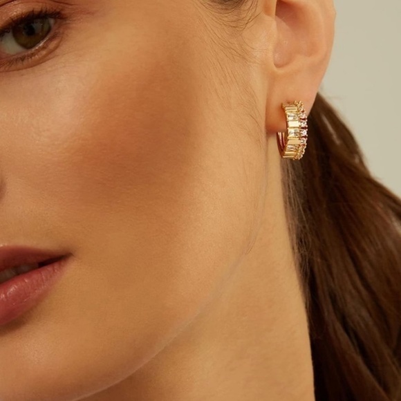 GOLD 14k Gold Plated Cubic Zirconia Crown Hoop Earrings - Picture 1 of 3